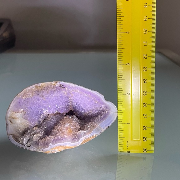 Amethyst Cluster. 356 Gr, 12.54 Oz, 0.783 Lb - Picture 4 of 7